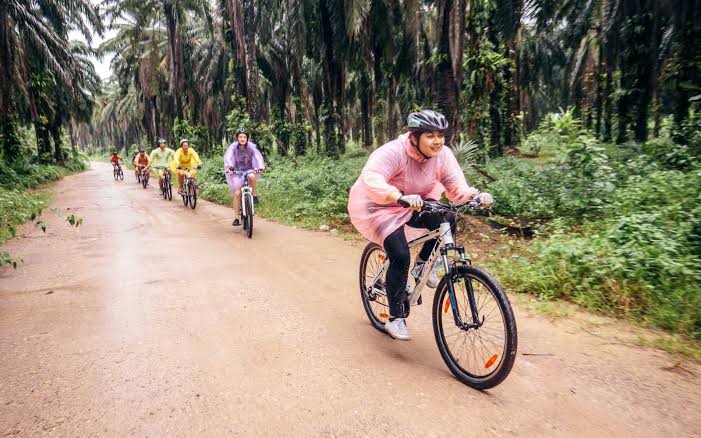 best bike to travel around the world